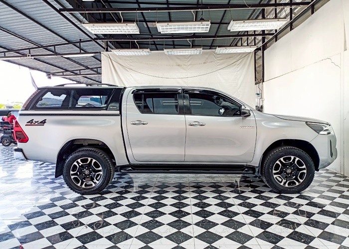 Used 3
                    TOYOTA
                     for Sale Image