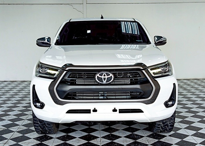 Used 5
                    TOYOTA
                     for Sale Image