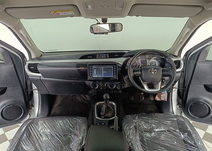 Used 7
                    TOYOTA
                     for Sale Image