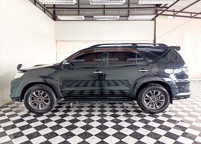 Used 11
                    TOYOTA
                     for Sale Image