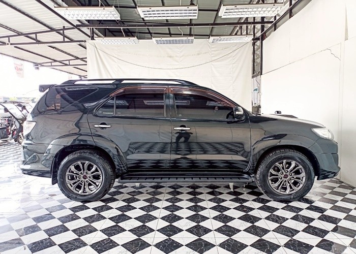 Used 11
                    TOYOTA
                     for Sale Image