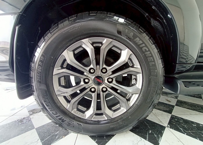 Used 11
                    TOYOTA
                     for Sale Image