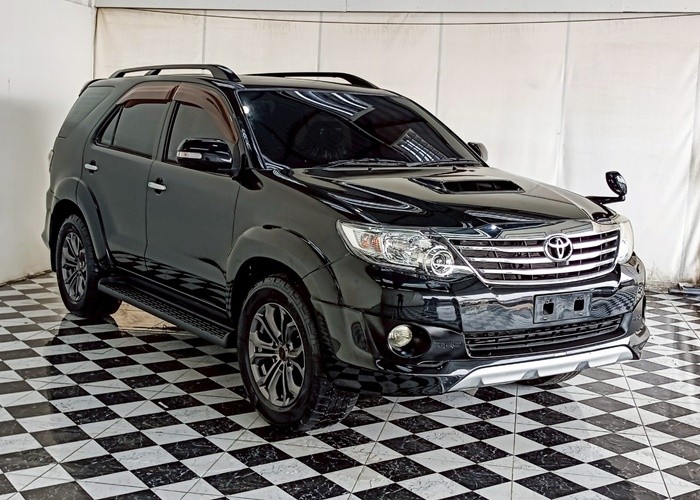 Used 11
                    TOYOTA
                     for Sale Image