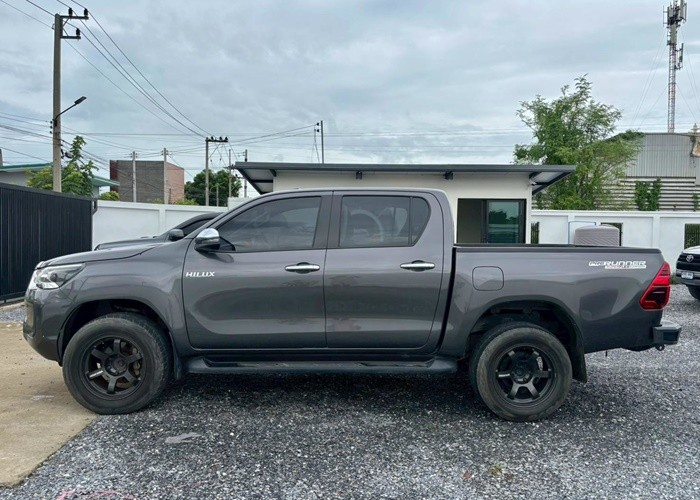 Used 5
                    TOYOTA
                     for Sale Image